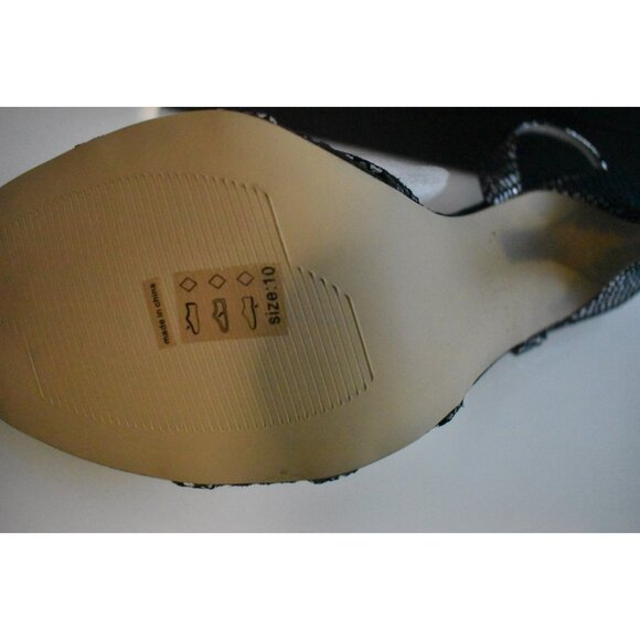 Michael Antonio Metalic Swoon Black and Grey Heels Round Toe New Size 10 - Picture 4 of 8